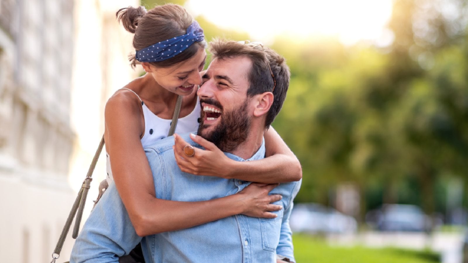 8 tips to overcome fear of falling in love