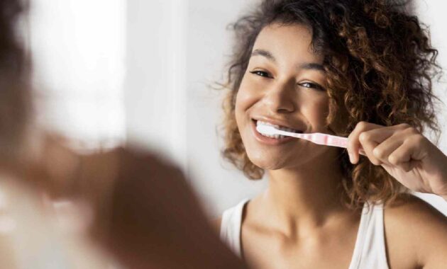 5 tips to maintain oral hygiene for sparkling teeth