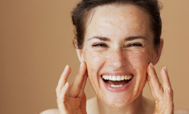 Skin exfoliation: All about the types and the right time for it