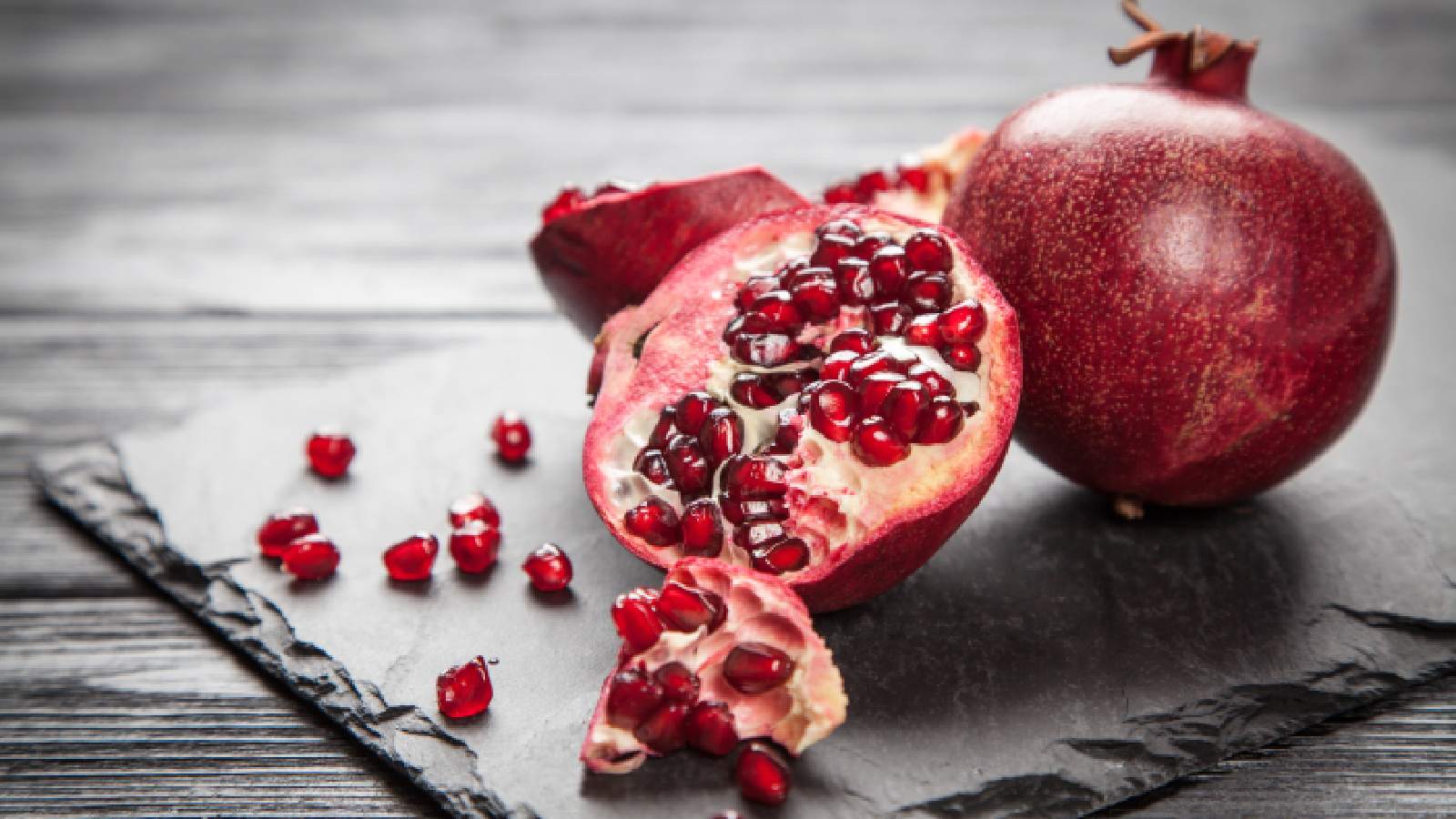 Pomegranate seeds: 6 health benefits