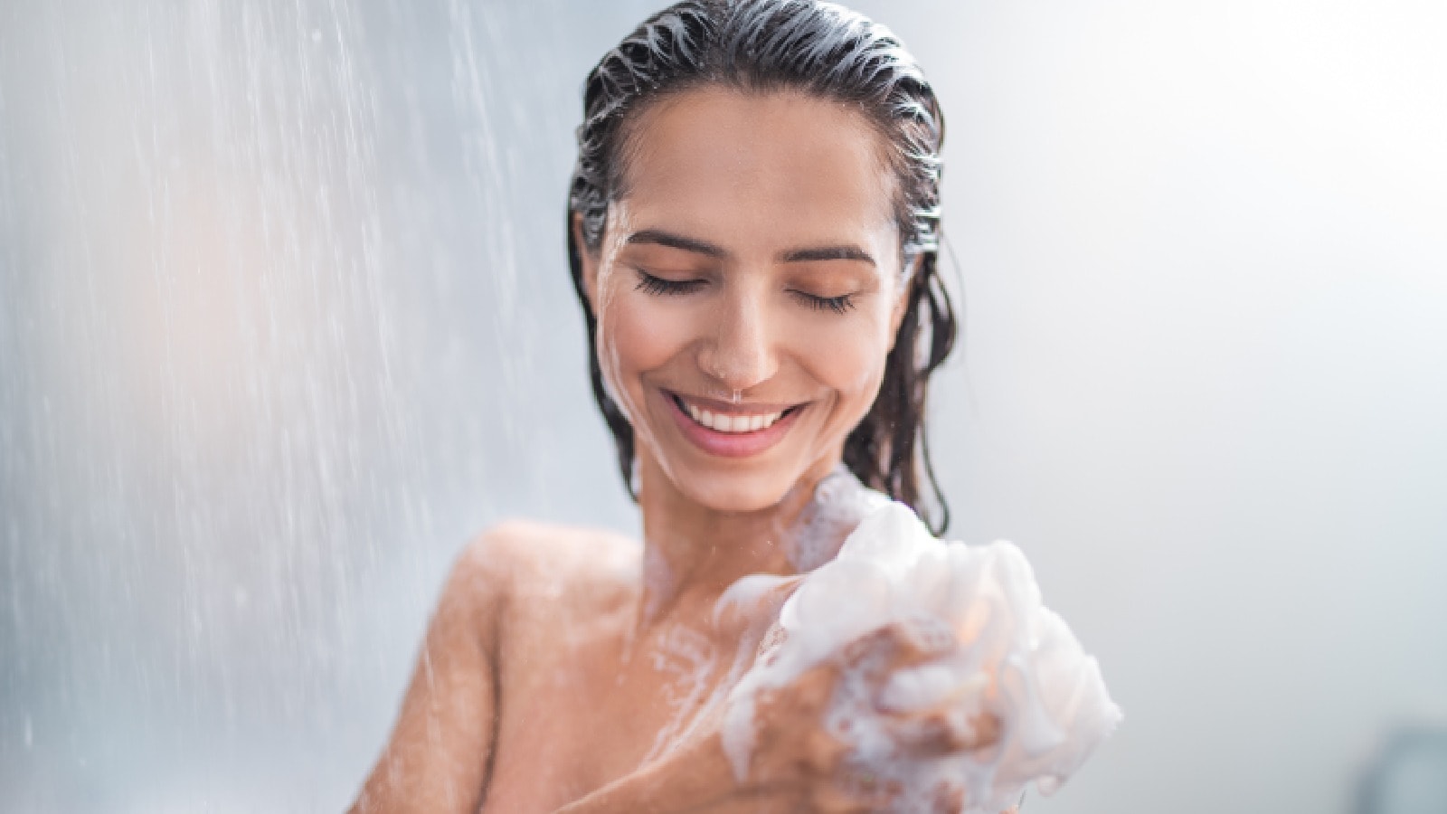 5 best Japanese body washes for silky and smooth skin