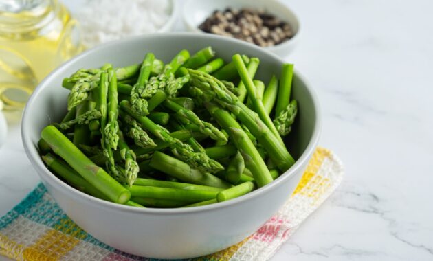 6 benefits of asparagus | HealthShots