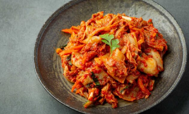 Kimchi: Benefits and side effects