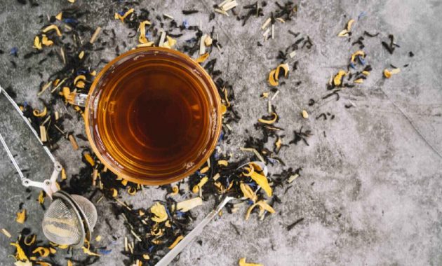 Earl Grey Tea: What is it, Benefits, Risks