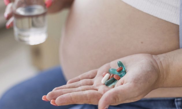 Omega-3 during pregnancy: Benefits, Sources and Side Effects