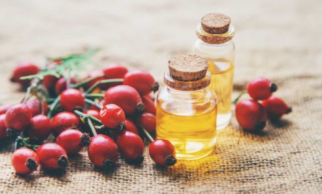 Best rosehip oil for face: 6 top choices for you