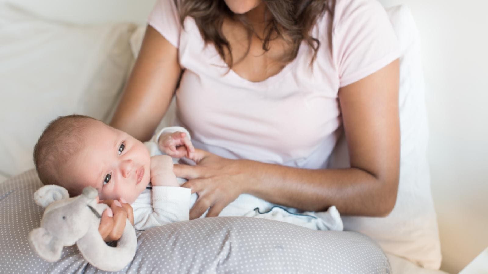 Best breastfeeding pillows: Top 10 options for new moms