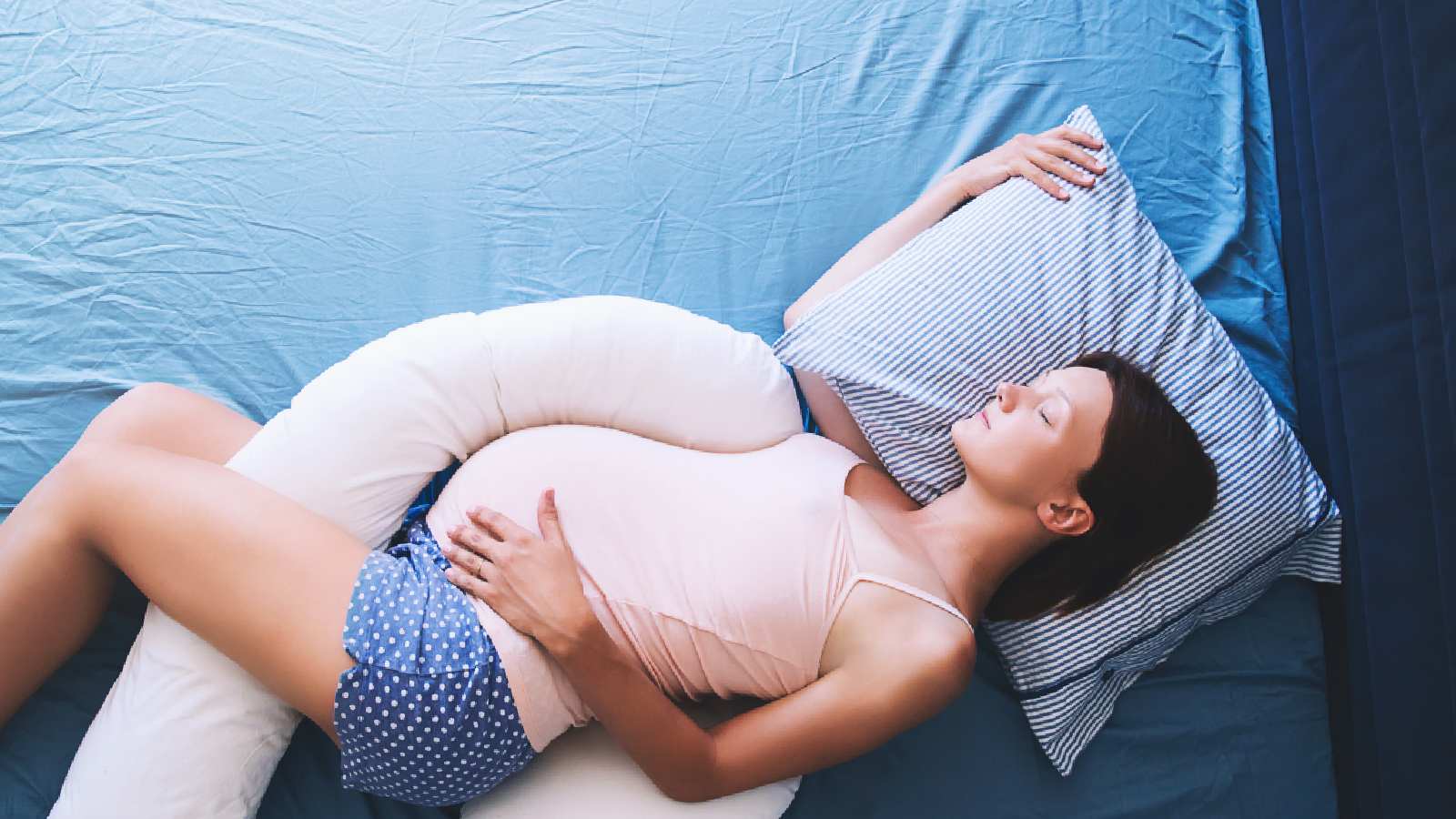 Amazon’s limited-time deal: Get up to 75% off on pregnancy pillows