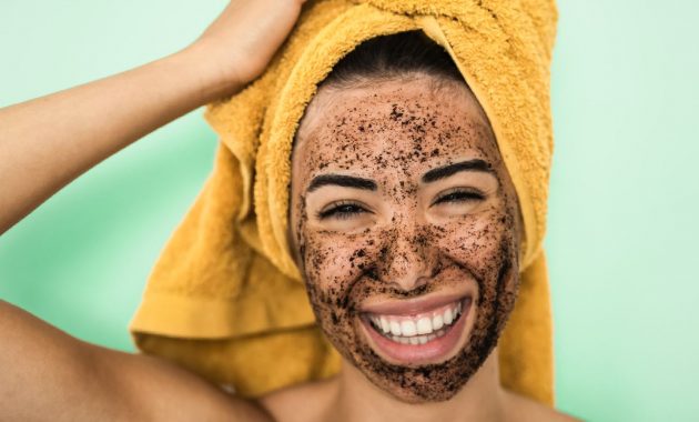 Face scrub guide: How to choose a face scrub for your skin type