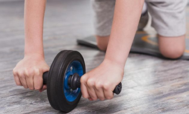 What is the right age to start lifting weights?