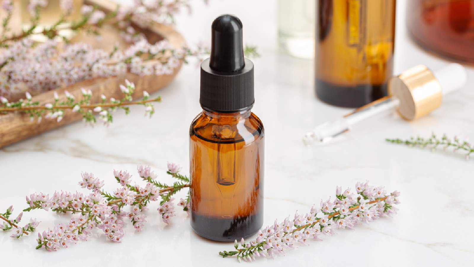 Essential oils: How to choose the right one for your skin needs